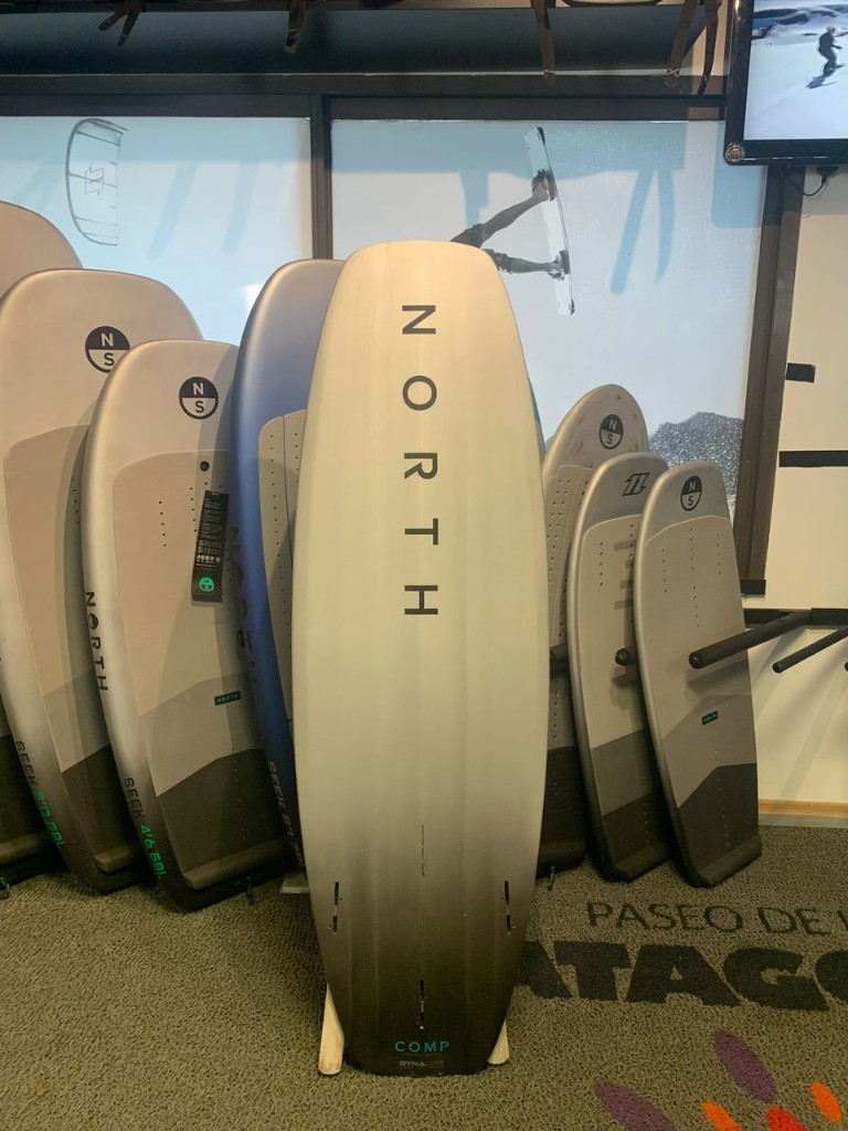 COMP SURFBOARD 5'2 FT